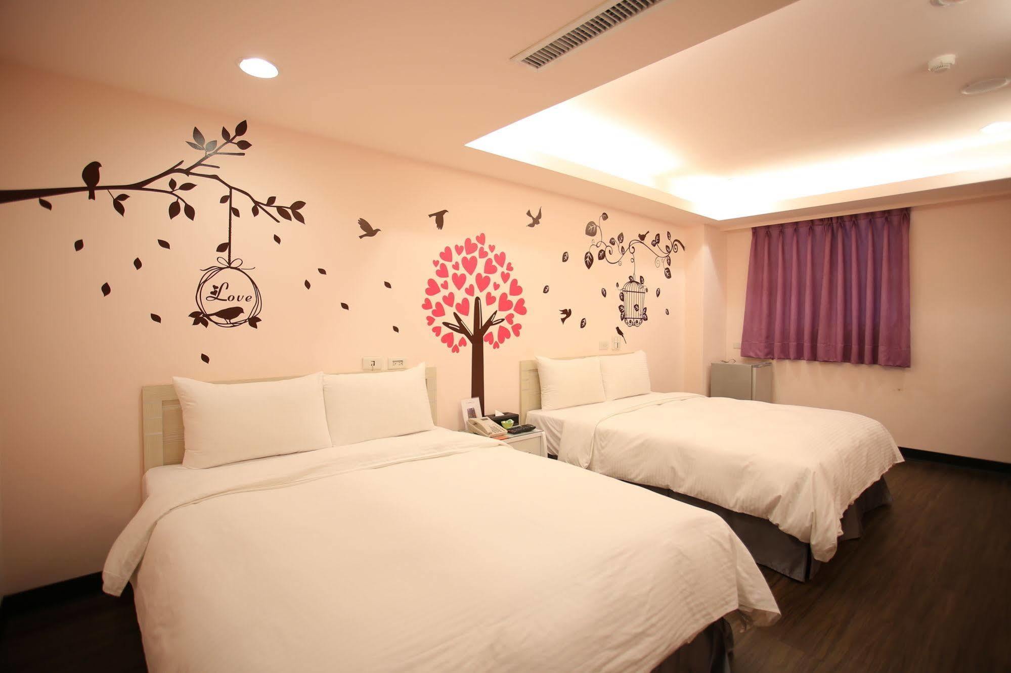 Love House Inn Taipei Exterior photo